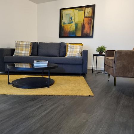 Spacious London Apartment 5 Min Walk To Leytonstone Underground Station And 5 Stops To Zone 1 Eksteriør billede