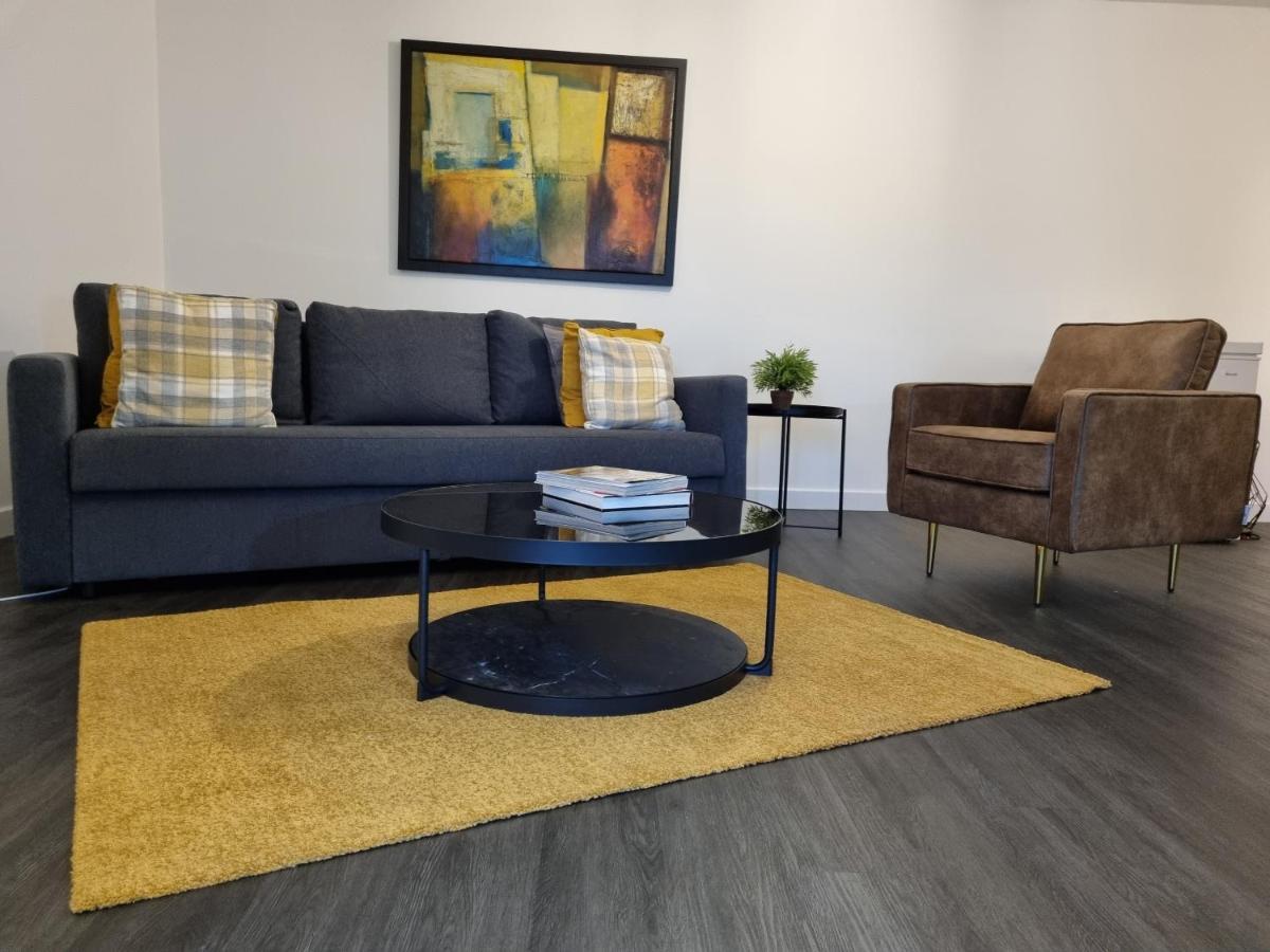 Spacious London Apartment 5 Min Walk To Leytonstone Underground Station And 5 Stops To Zone 1 Eksteriør billede